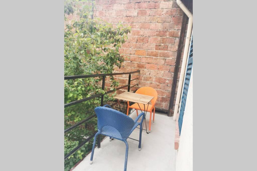 בנולט #4 Joli Appartement A 2 Pas Du Metro Et Paris 20 מראה חיצוני תמונה