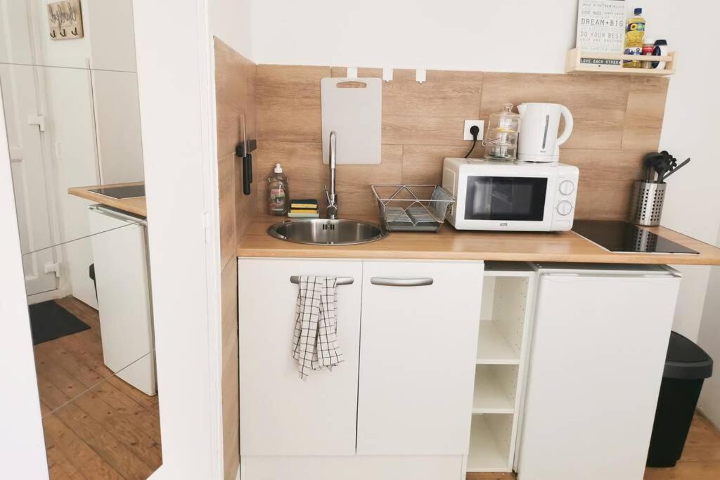 בנולט #4 Joli Appartement A 2 Pas Du Metro Et Paris 20 מראה חיצוני תמונה